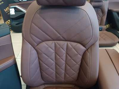 Б/в Салон (сидения) комплект BMW X6 G06