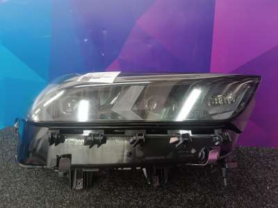 Б/у Фара передня права BMW X5 G05