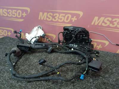 Б/у Замок дверей передньої лівої BMW X5 G05