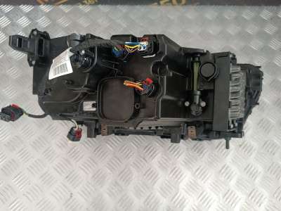 Б/у Фара передня ліва BMW XM G09