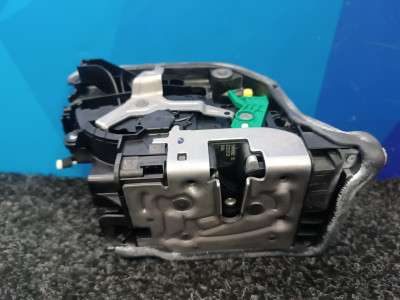 Б/у Замок дверей задньої правої BMW X5 G05