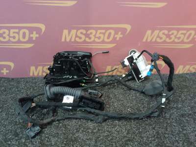 Б/у Замок дверей передньої правої BMW X5 G05
