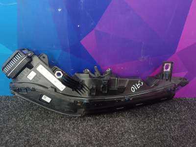 Б/у Фара передня права BMW X7 G07