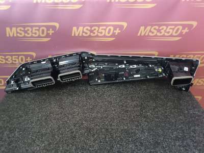 Б/у Дефлектор обдування салону центральний BMW X6M F96