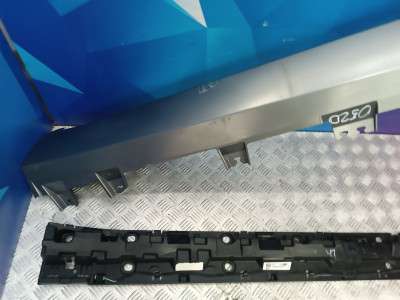 Б/у Зовнішня накладка на поріг права BMW X5 G05