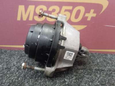 Б/у Подушка двигуна BMW X5 G05
