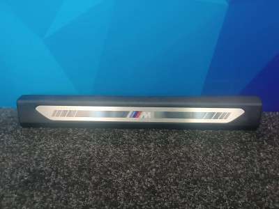 Б/у Накладка декоративна на поріг права BMW X5 G05