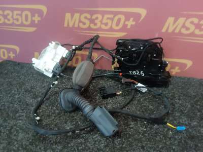 Б/у Замок дверей задньої лівої BMW X5 G05