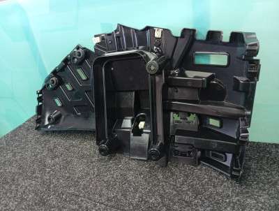 Б/у Кронштейн бампера зліва BMW XM G09