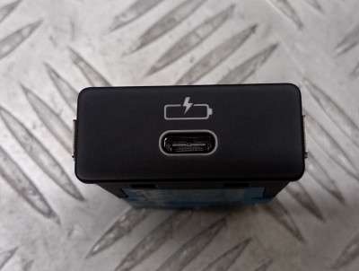 Б/у Блок УСБ USB BMW X7 G07