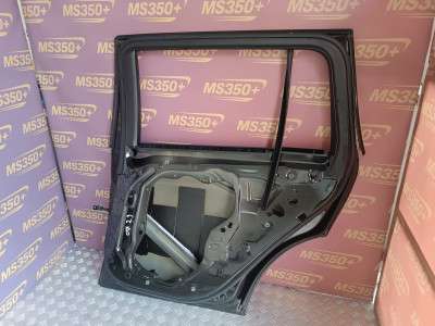 Б/у Двері задні праві BMW X7 G07