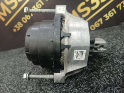 Б/в Подушка двигателя BMW X5 G05