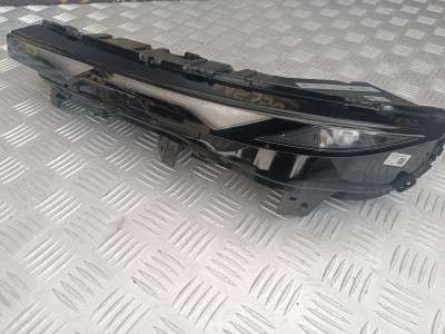 Б/у Фара передня ліва BMW XM G09