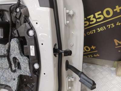 Б/у Двері передні ліві BMW X5 G05