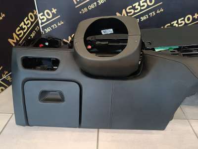 Б/у Торпедо (панель передня) BMW XM G09