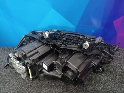 Б/у Фара передня права BMW X5 G05