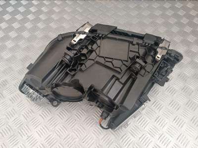 Б/у Фара передня права BMW X4 G02