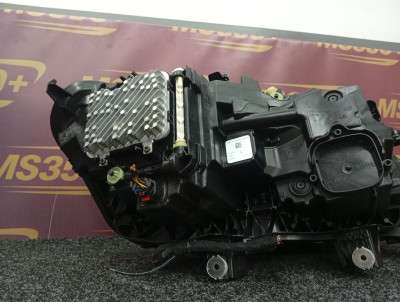 Б/у Фара передня ліва BMW X5 G05