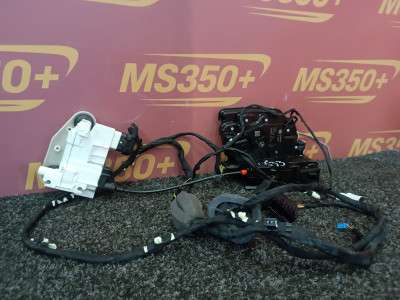 Б/у Замок дверей задньої лівої BMW X5 G05