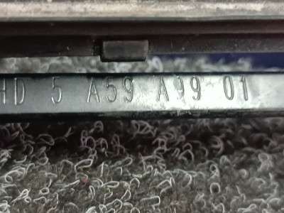 Б/у Щіткотримач двірників передній BMW X5M F95