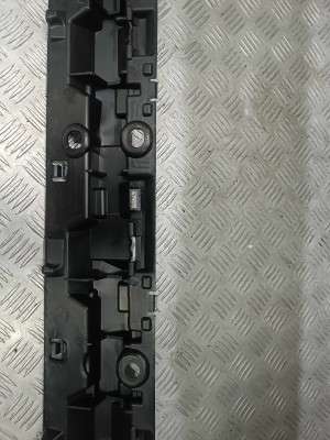 Б/у Зовнішня накладка на поріг права BMW X5 G05