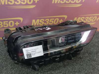 Б/у Фара передня права BMW X7 G07