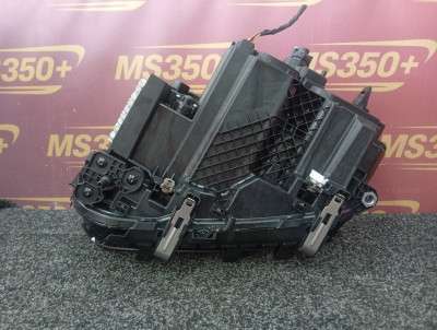 Б/у Фара передня права BMW X7 G07