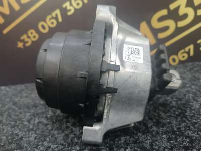 Б/у Подушка двигуна BMW X5 G05