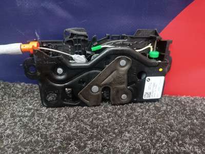 Б/в Замок крышки (двери) багажника BMW X5 G05