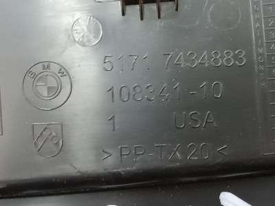 Б/у Решітка жабо BMW X7 G07