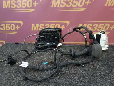 Б/у Замок дверей задньої правої BMW X5 G05