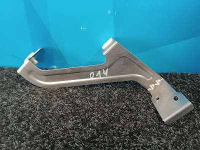 Б/у Кронштейн BMW X3 G01