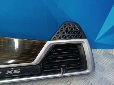 Б/у Дефлектор обдування салону центральний BMW X5 G05
