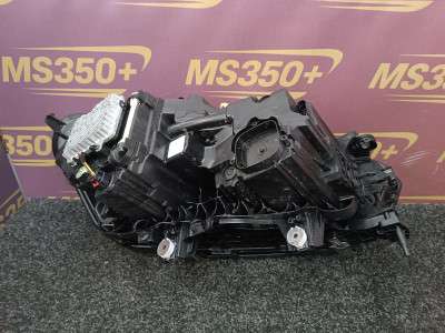 Б/у Фара передня ліва BMW X5 G05