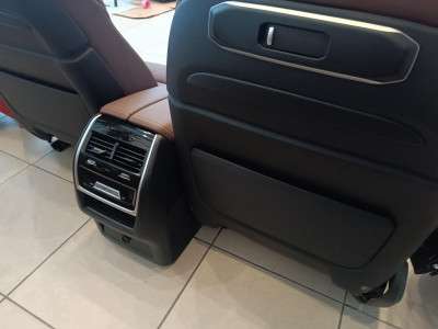 Б/в Салон (сидения) комплект BMW X6 G06
