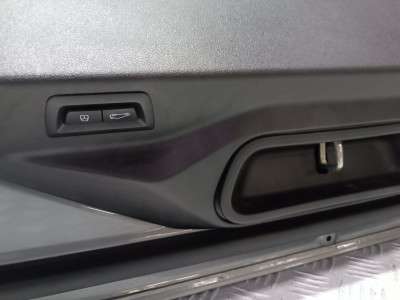 Б/у Кришка багажника (двері) BMW X5 G05