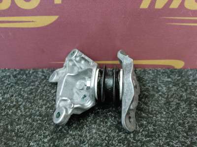 Б/у Кронштейн (кріплення) КПП BMW X7 G07