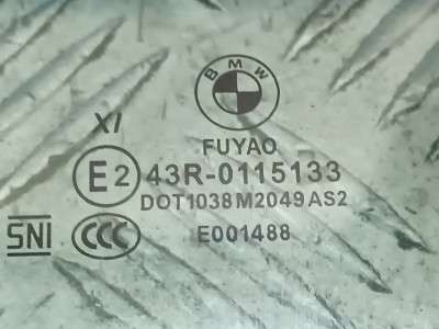 Б/у Скло бокових дверей передніх лівих BMW X7 G07