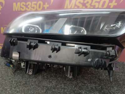 Б/у Фара передня права BMW X5 G05