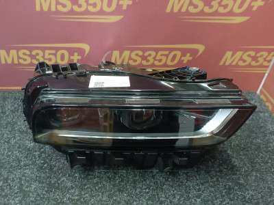 Б/у Фара передня права BMW X7 G07