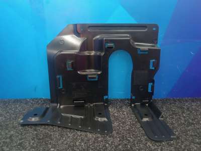 Б/в Кожух рулевой колонки BMW X7 G07