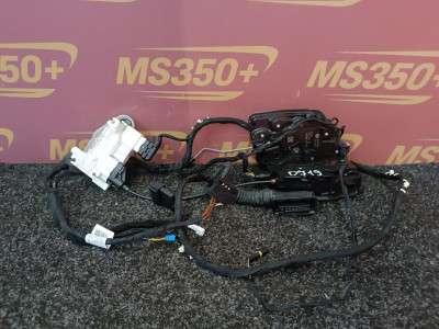 Б/у Замок дверей задньої лівої BMW X7 G07