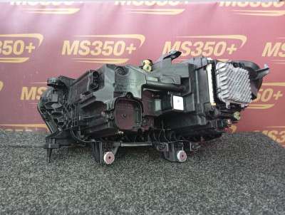 Б/у Фара передня права BMW X5 G05