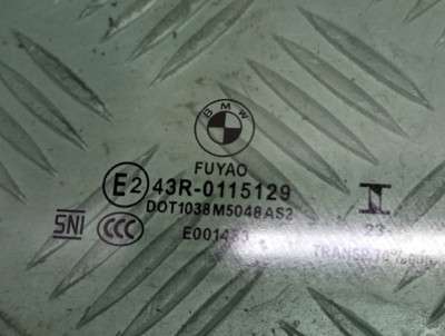 Б/у Скло бокових дверей передніх правих BMW X5 G05