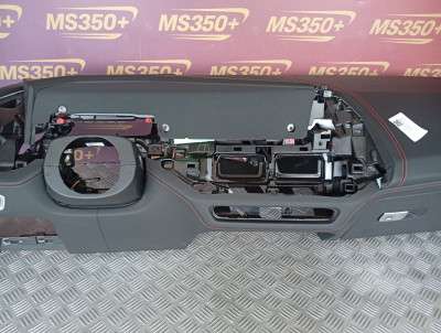 Б/у Торпедо (панель передня) BMW XM G09