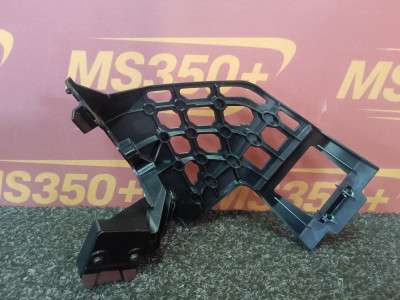 Б/у кронштейн кріплення крила BMW X7 G07