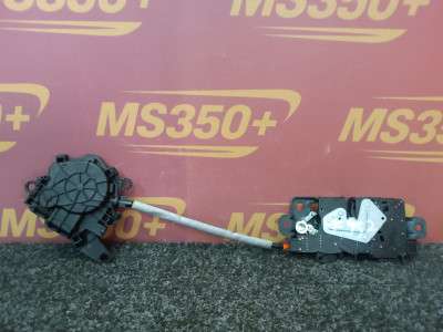 Б/у Замок кришки (двері) багажника BMW X5M F95