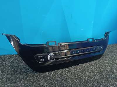Б/у Панель управління аудіо системи (блок кнопок) BMW X3 G01
