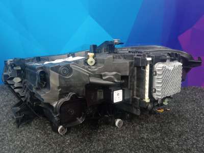 Б/у Фара передня права BMW X5 G05