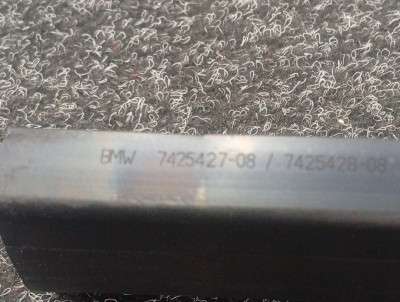 Б/у Ущільнювач капота BMW X7 G07